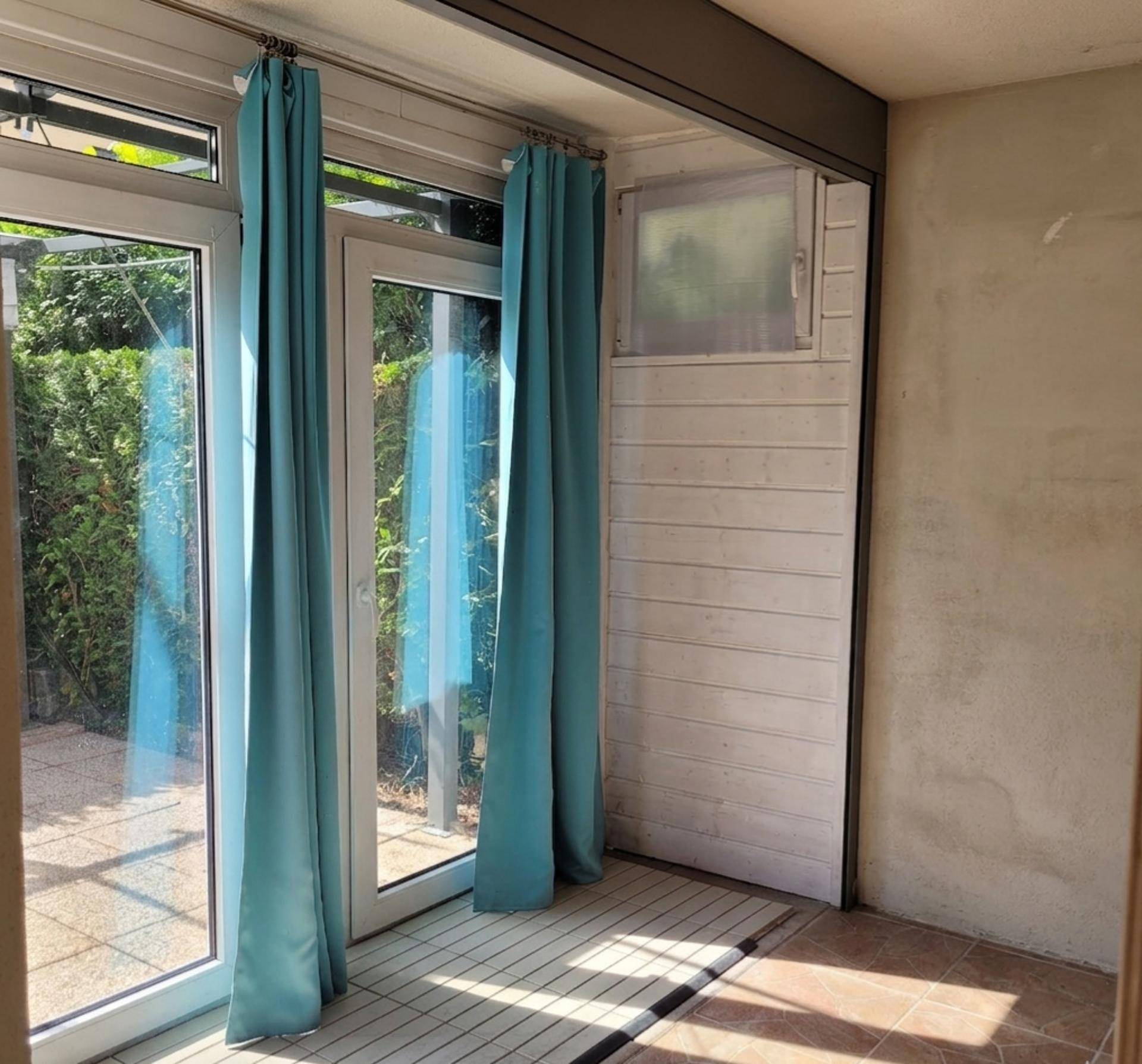 Gepflegte Gartenwohnung mit PKW Abstellplatz inklusive - Ansicht 4