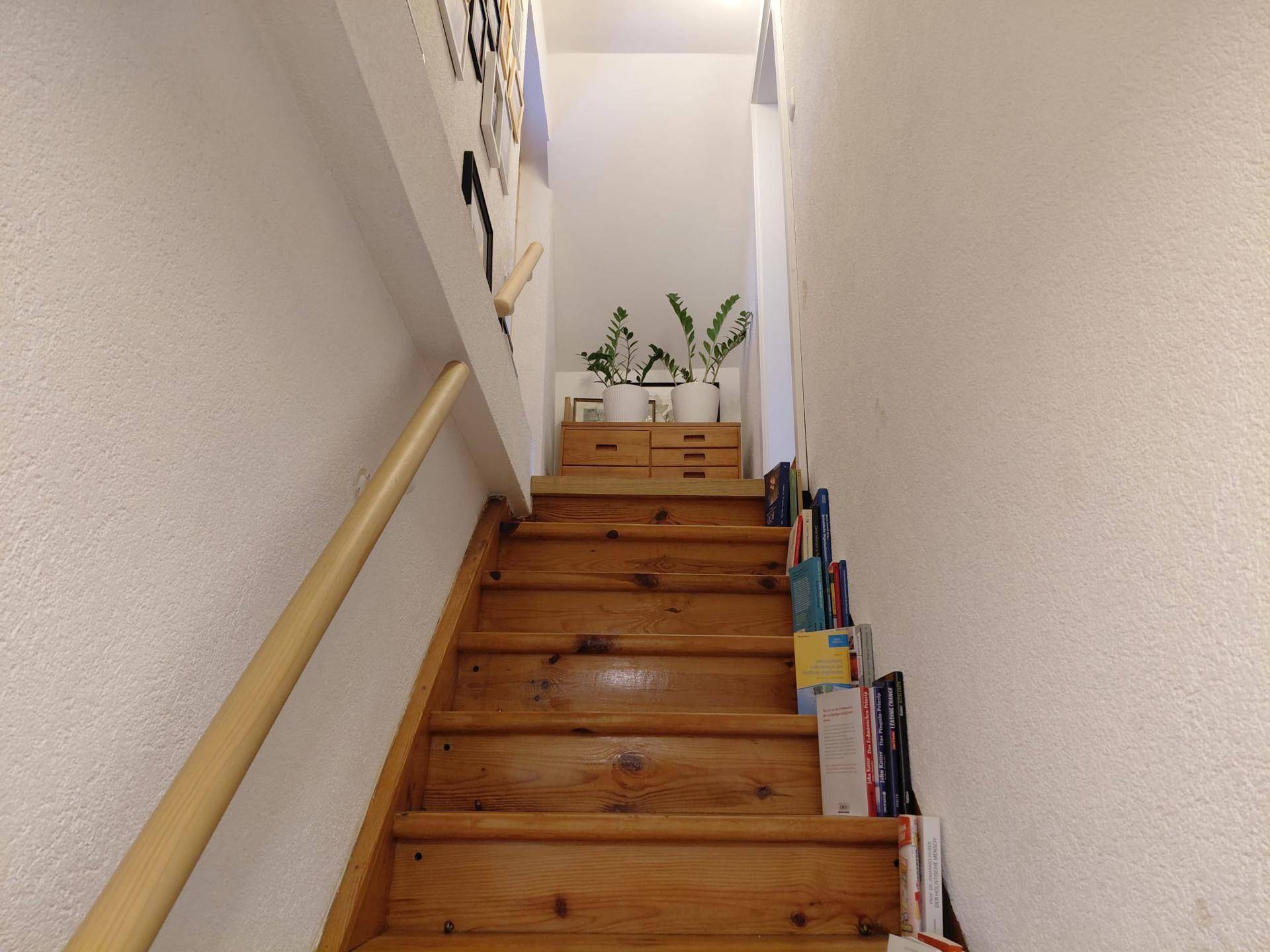Liebevoll saniertes Wohnhaus mit Garten - Ansicht 2