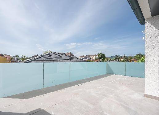 Riesige Terrasse