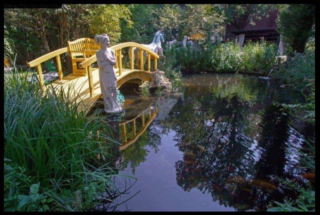 Garten, Brücke