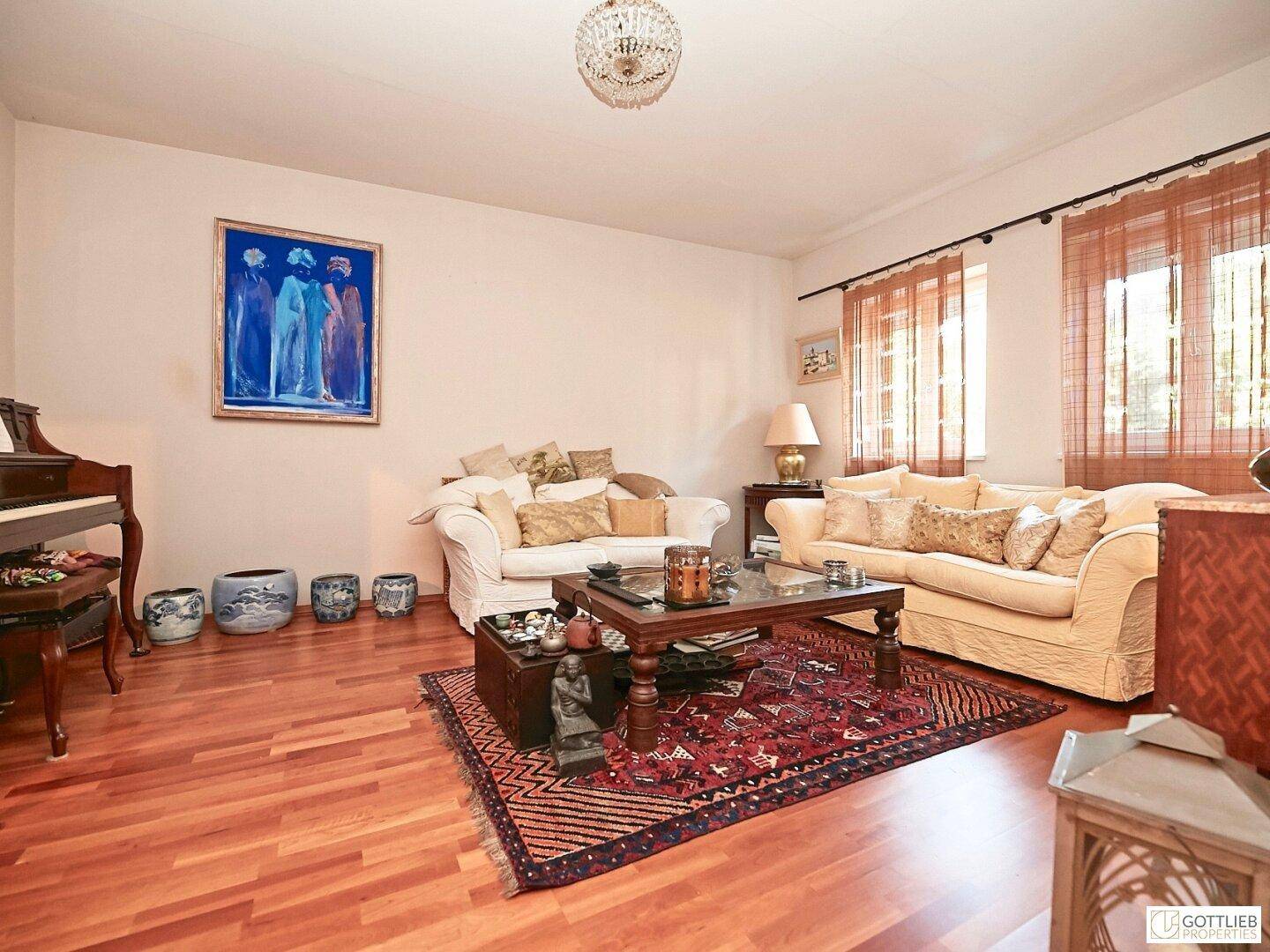 Stadtgrenze von Wien! Elegantes Einfamilienhaus mit uneinsehbarem Garten, restauriertem Weinkeller und Doppelgarage - Ansicht 4