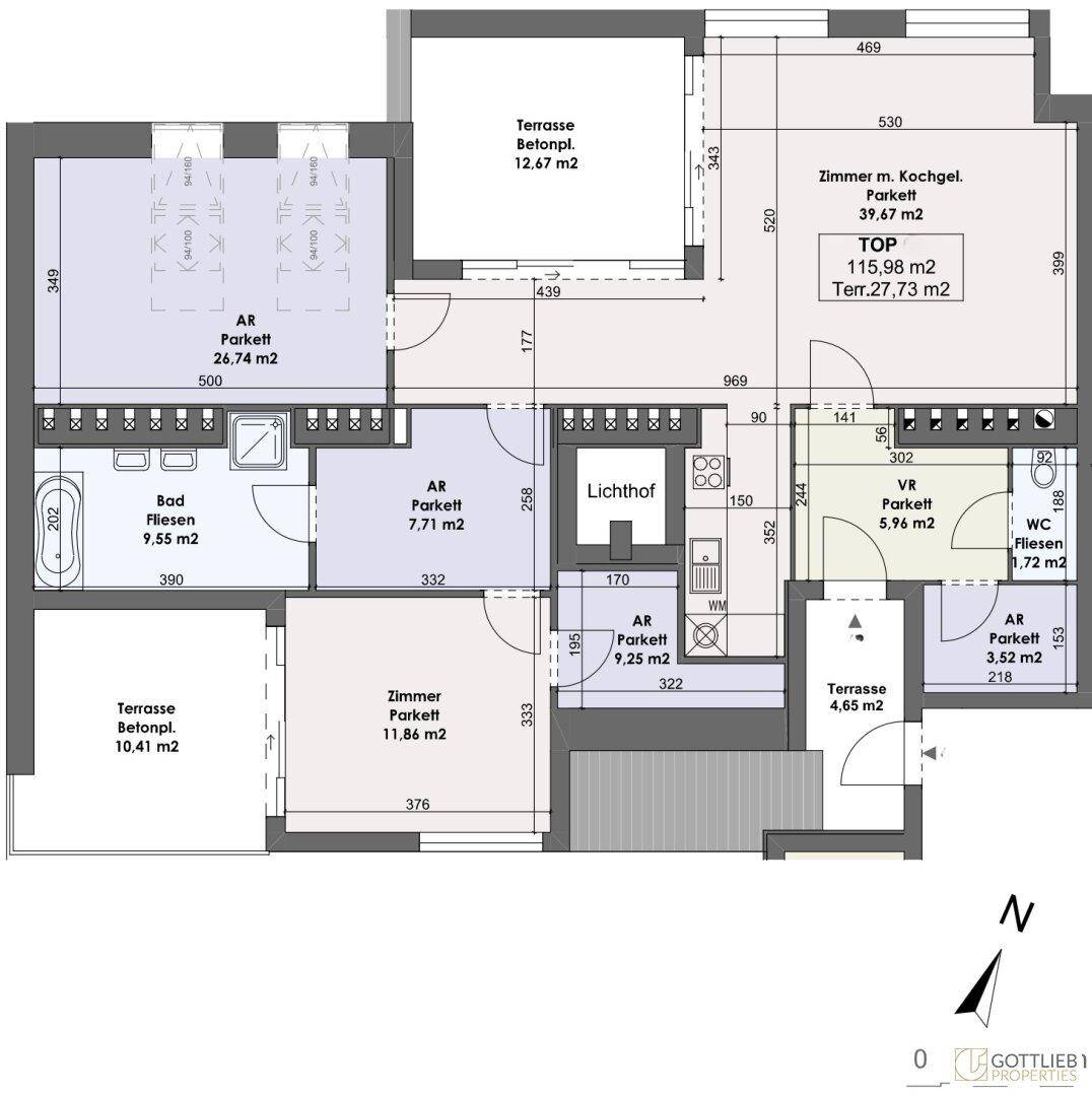 Detaillierter Grundriss einer modernen Wohnung mit offenem Wohnbereich, drei Terrassen und separatem WC.