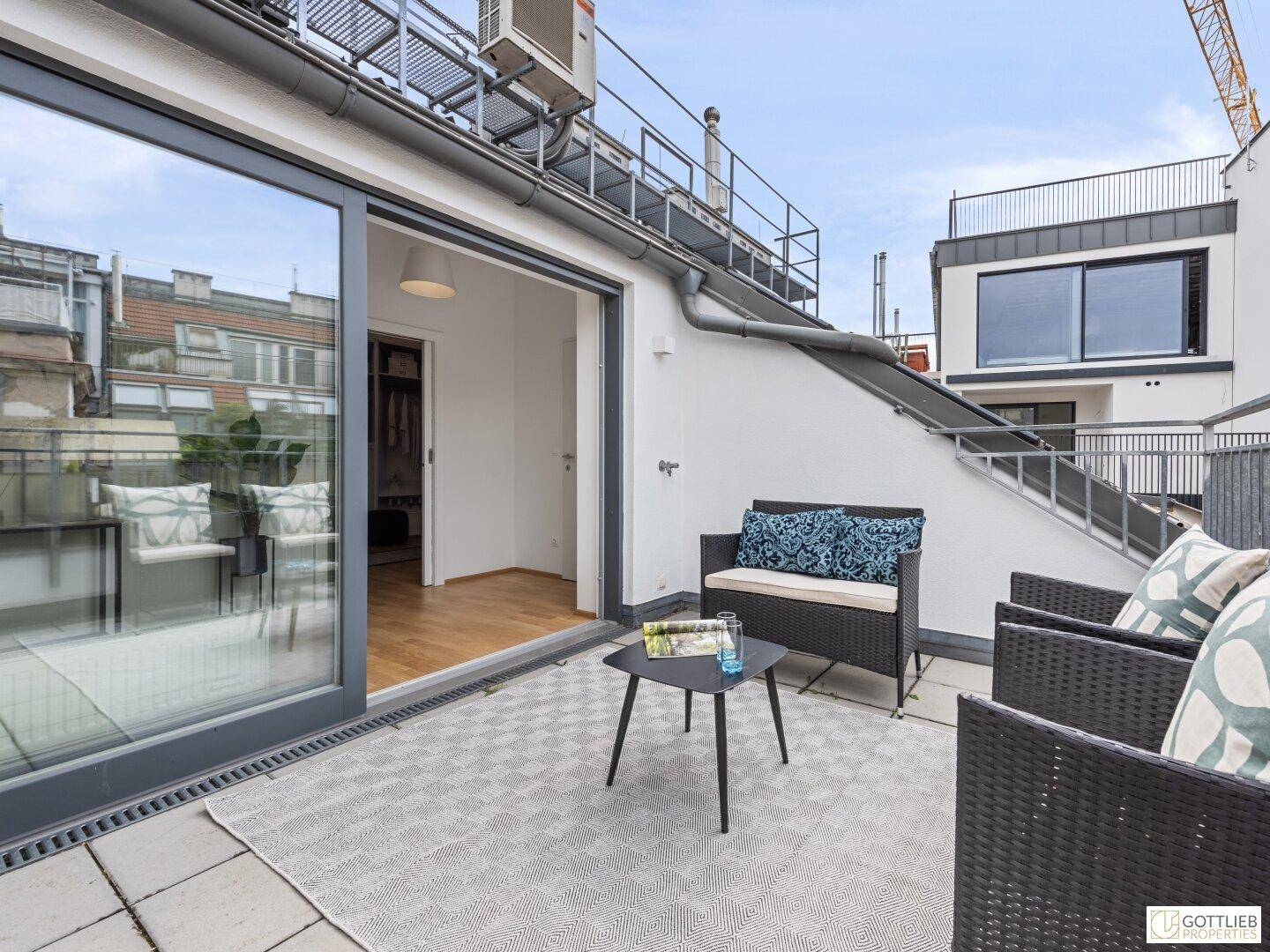 Bestlage Servitenviertel! Perfekt geschnittenes 3,5-Zimmer-Penthouse auf einer Ebene mit drei Terrassen - Mehr