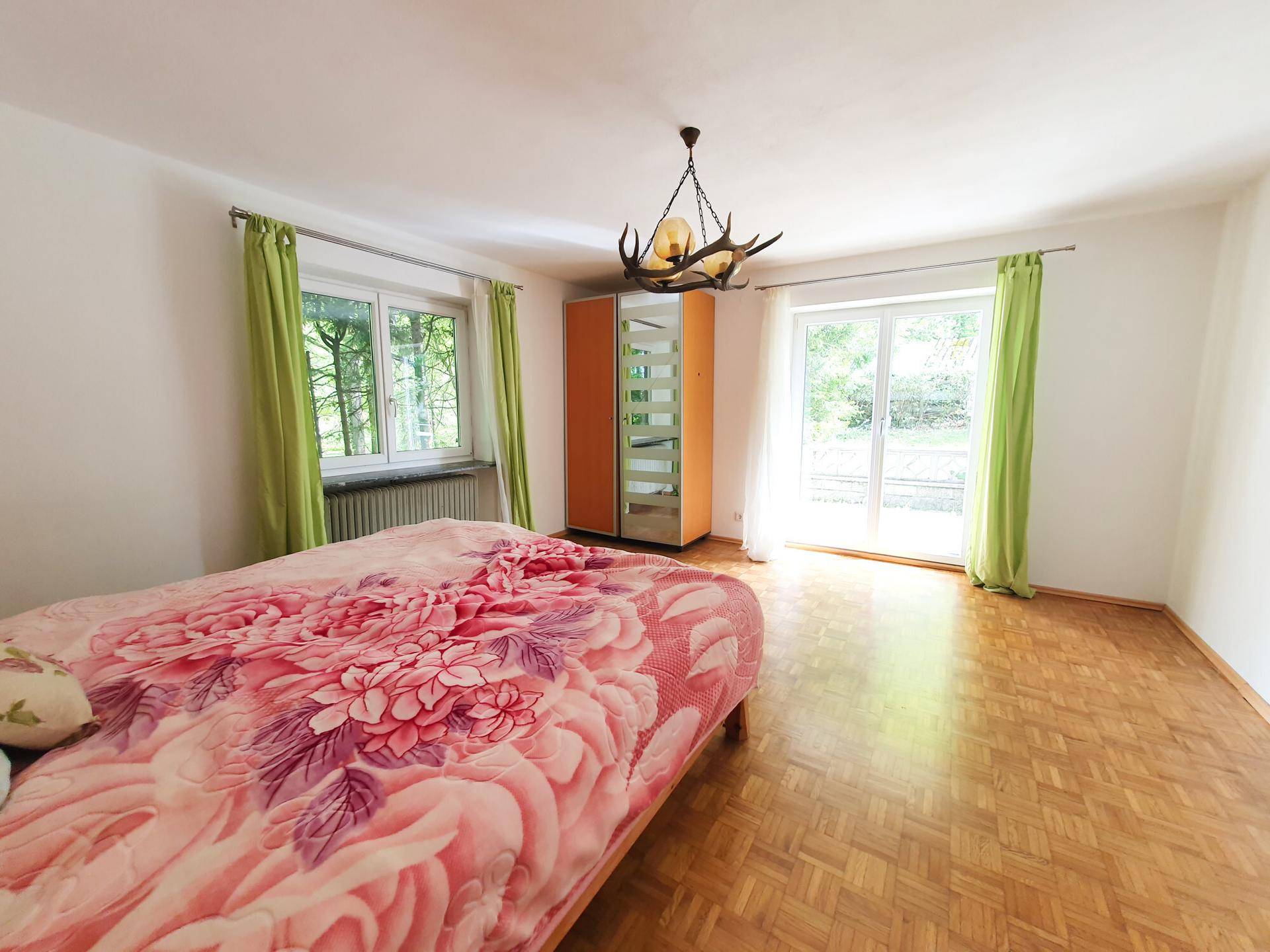 EG Schlafzimmer