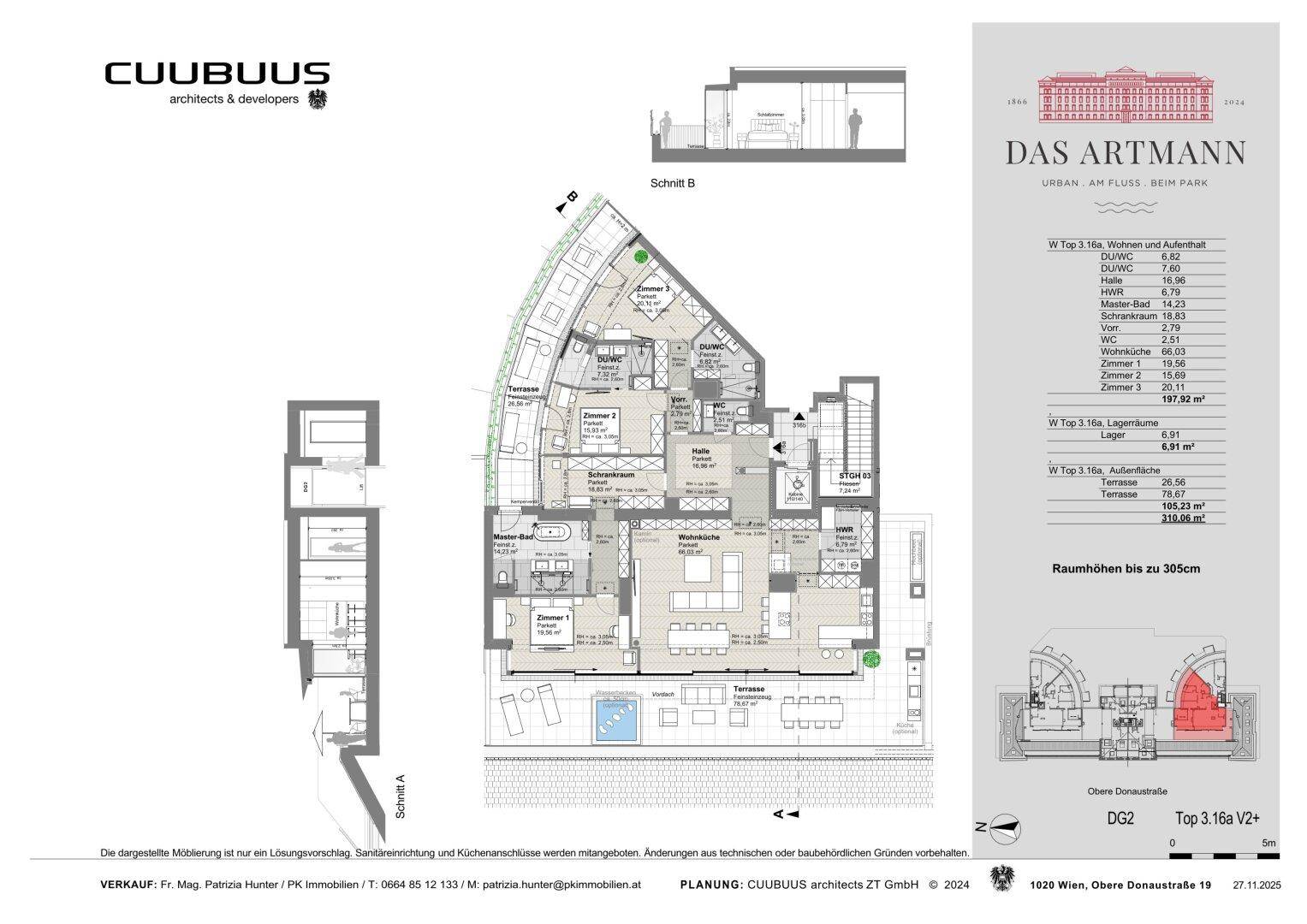 Detaillierter Grundriss einer Wohnung im Dachgeschoss mit Terrasse und Pool.