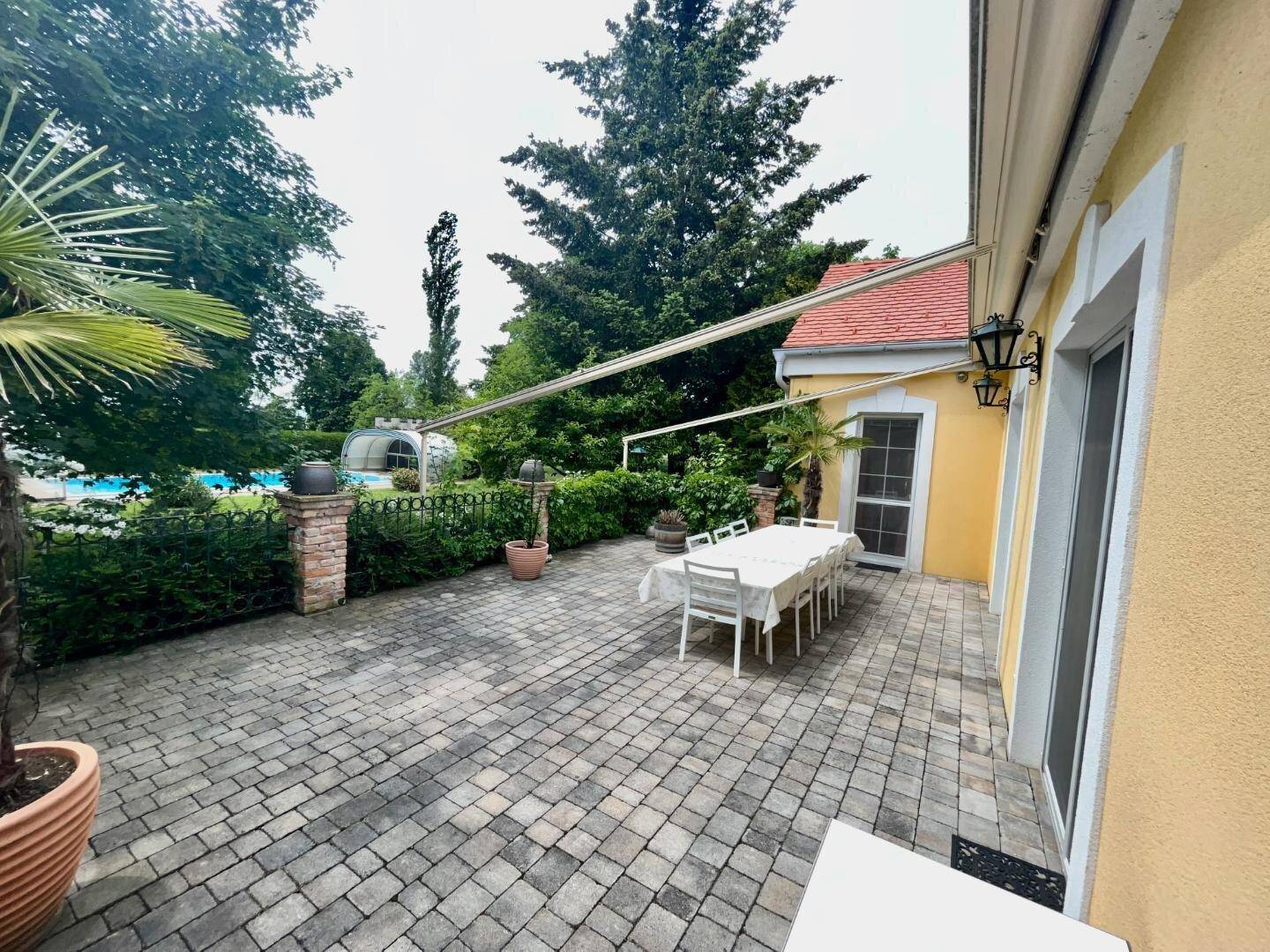 JETZT die Gelegenheit nutzen: Reiterparadies in Ungarn - Traumvilla OHNE Nachbarn - 8 Hektar Traumgrund mit Entwicklungspotenzial - 1h von Wien/15 Minuten zur Grenze Pamhagen - Ansicht 5