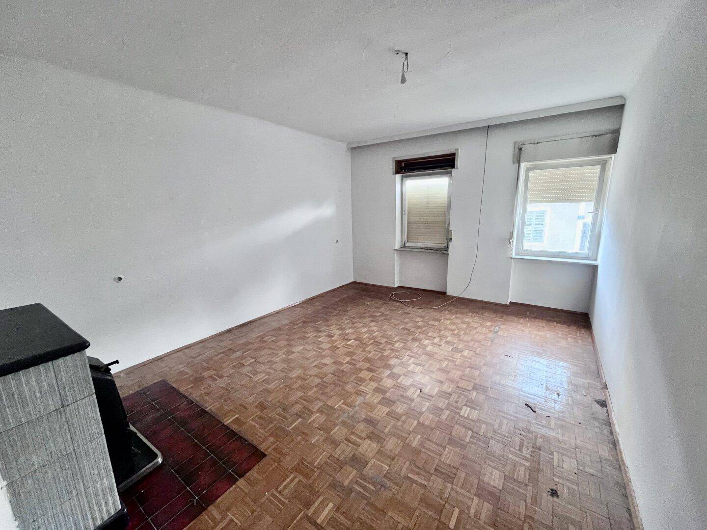 Zimmer Straßenseite