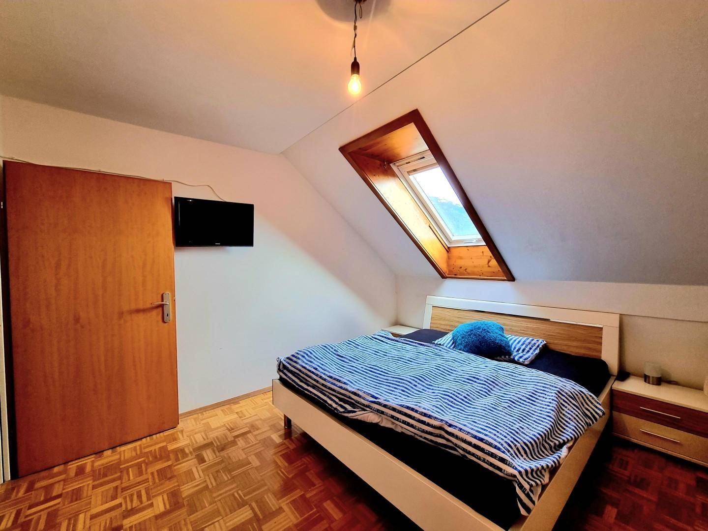 Schlafzimmer 2