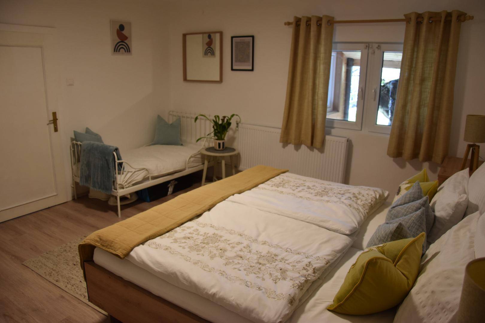 Schlafzimmer OG