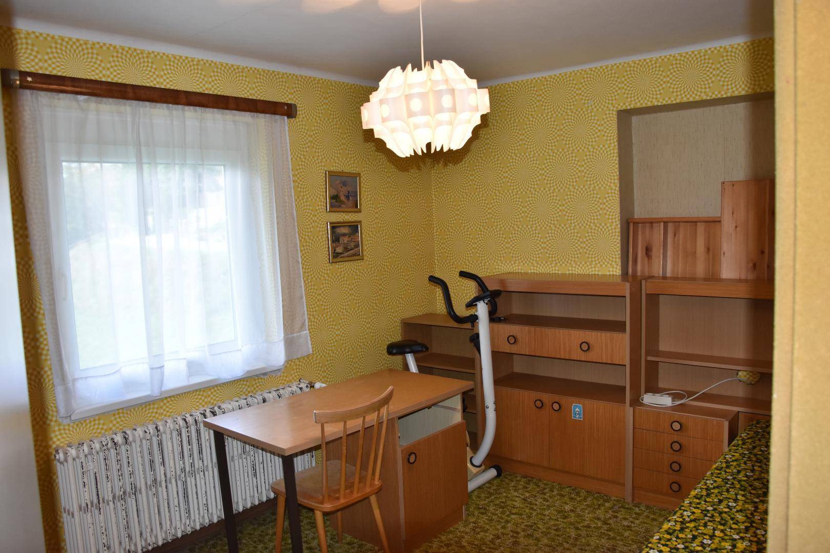 kleines Zimmer im OG