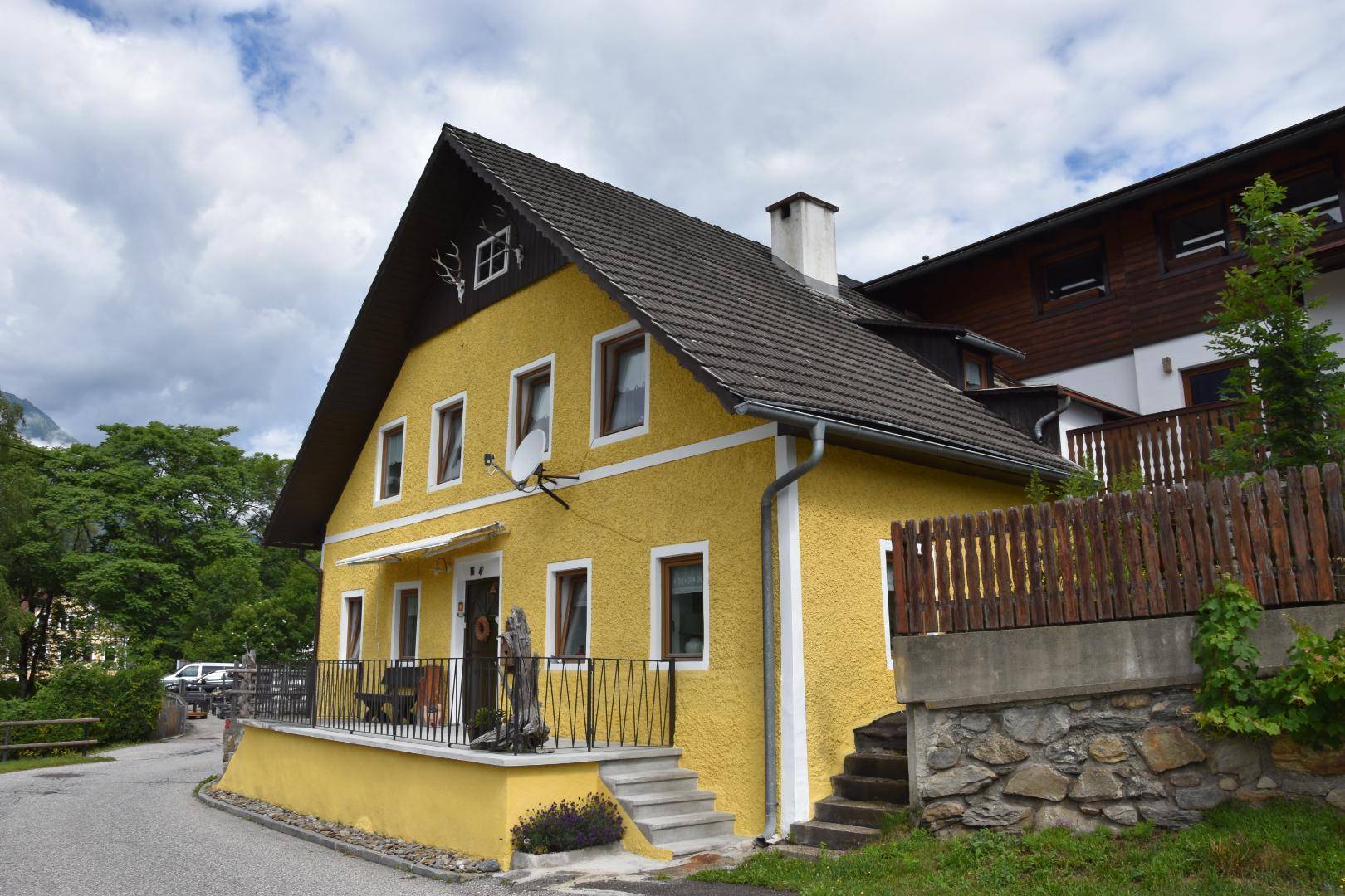 Haus mit Terrasse