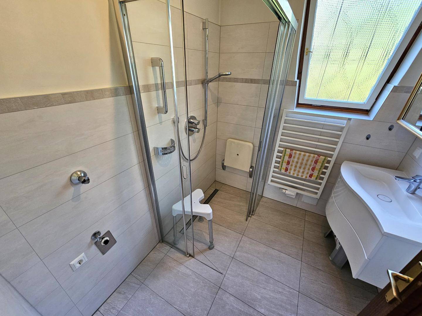 Badezimmer EG