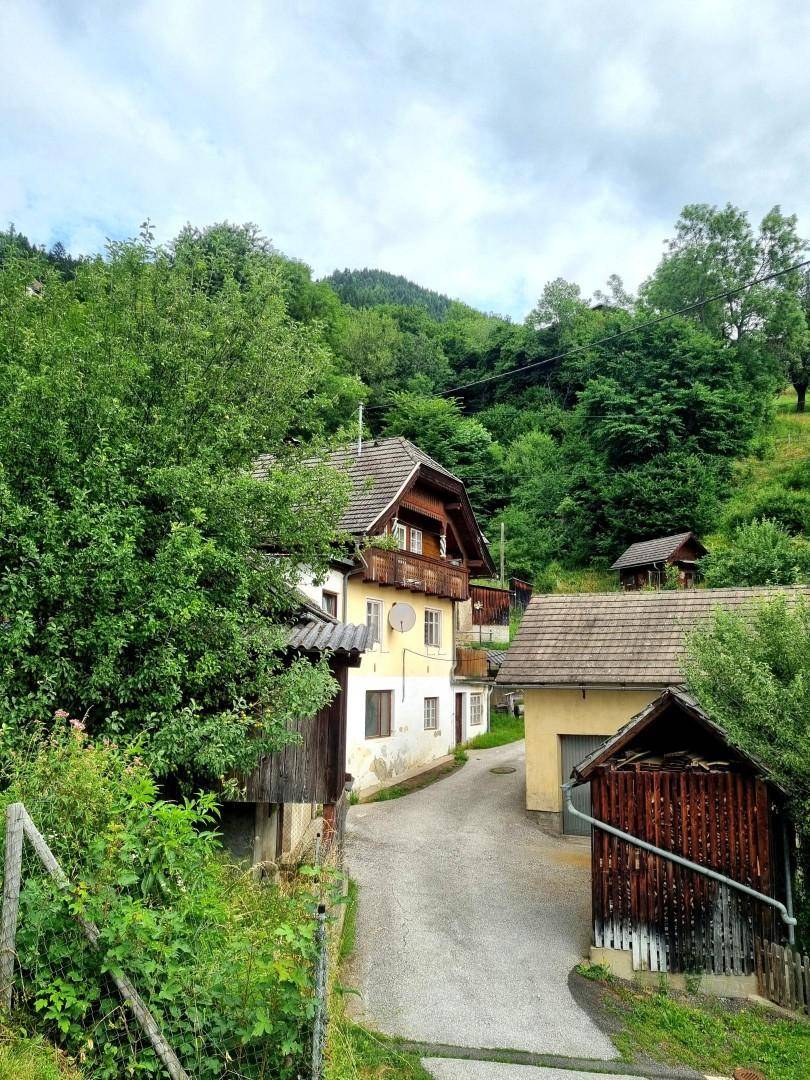 Häuser mit Straße