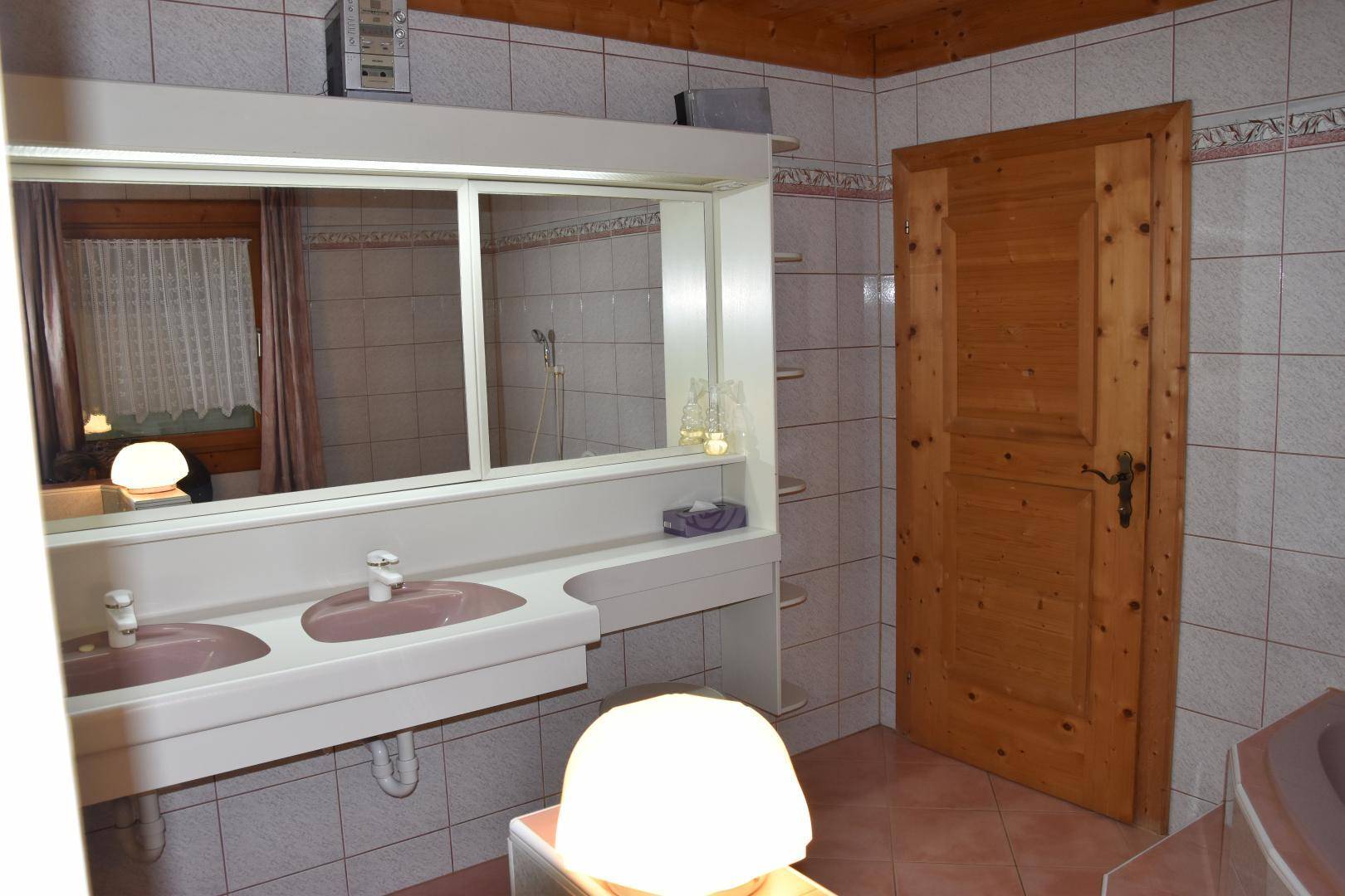 Doppelwaschbecken