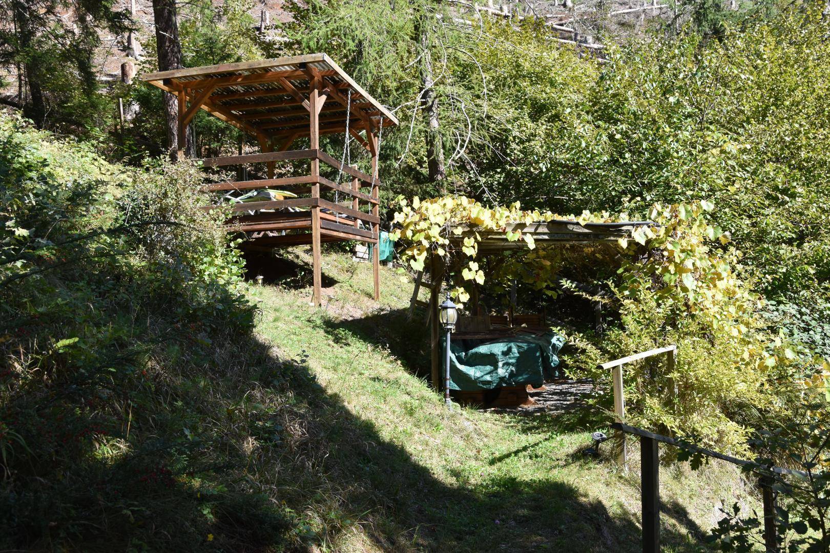 Weinlaube - Sonnenschaukel