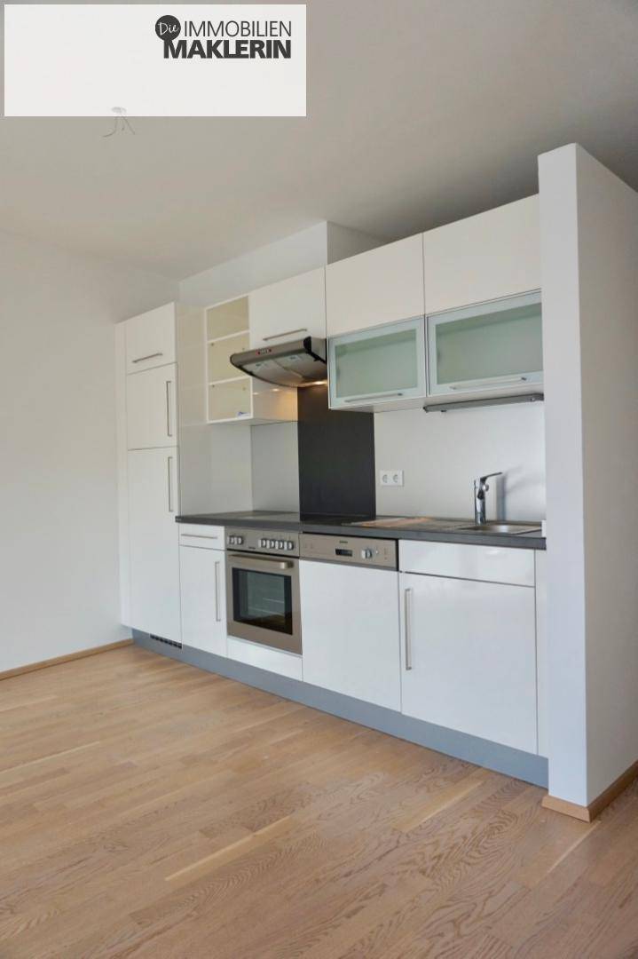 Wohnhaus Leonfeldnerstraße 210
