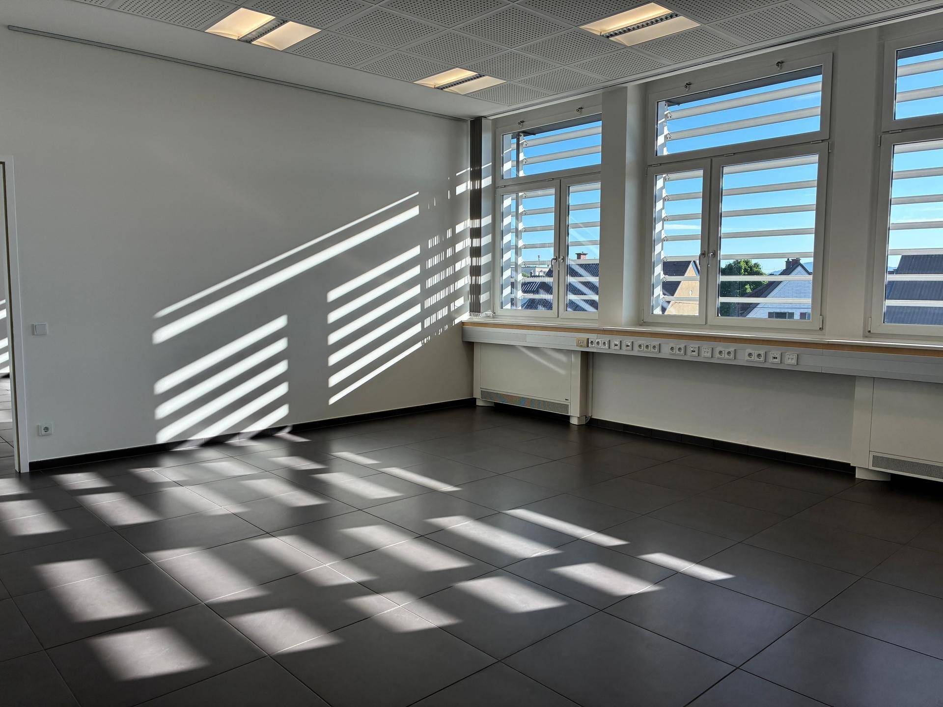 Kühl in unserem schönsten Büro – Arbeit wird zur Entspannung, 187 m², exklusiv und provisionsfrei – pohled 4