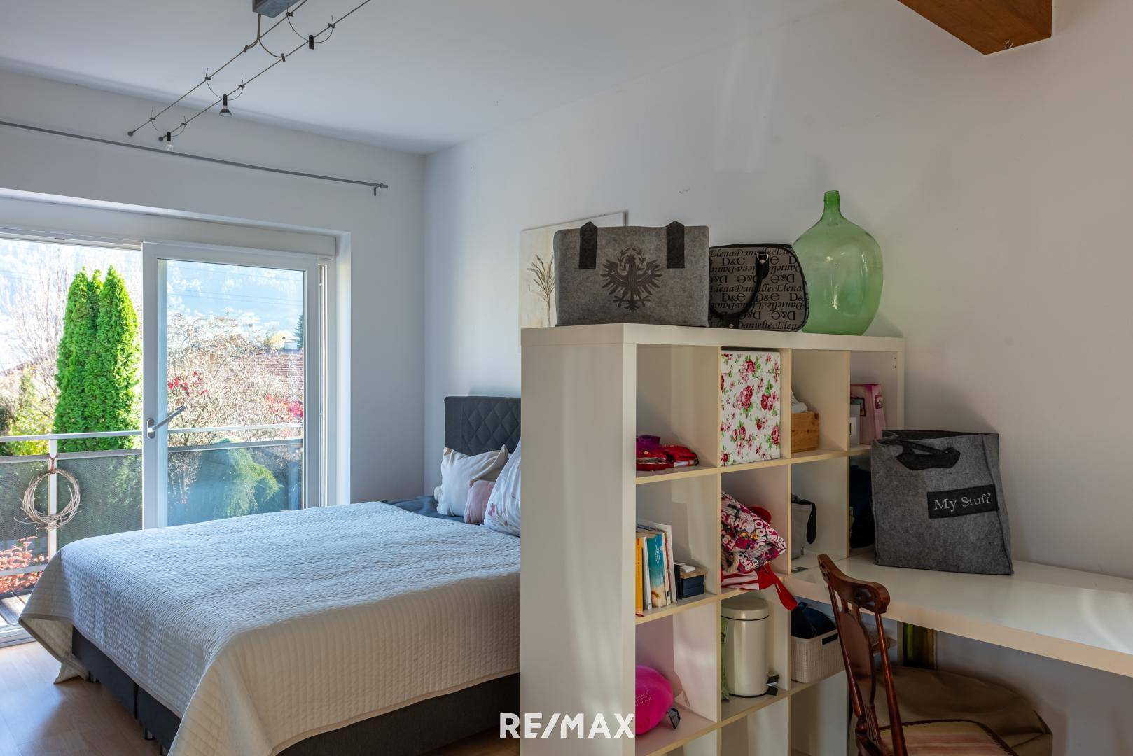 Kinderzimmer mit Zugang Balkon