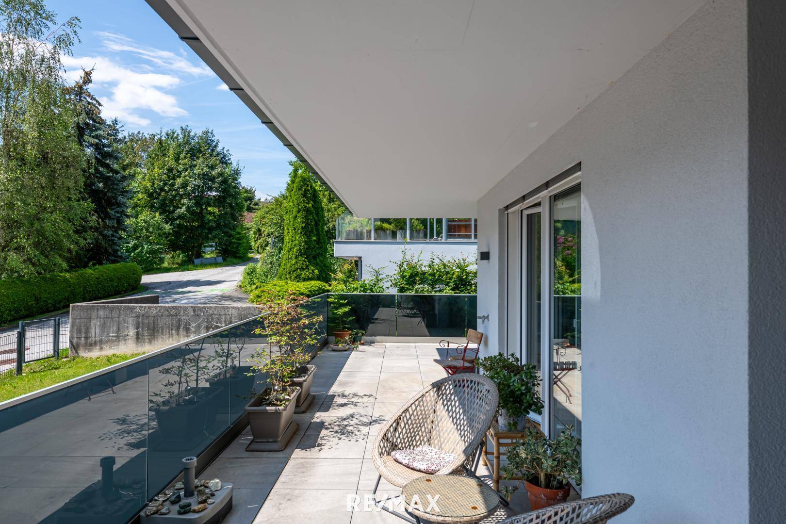 Terrasse in Richtung Garten