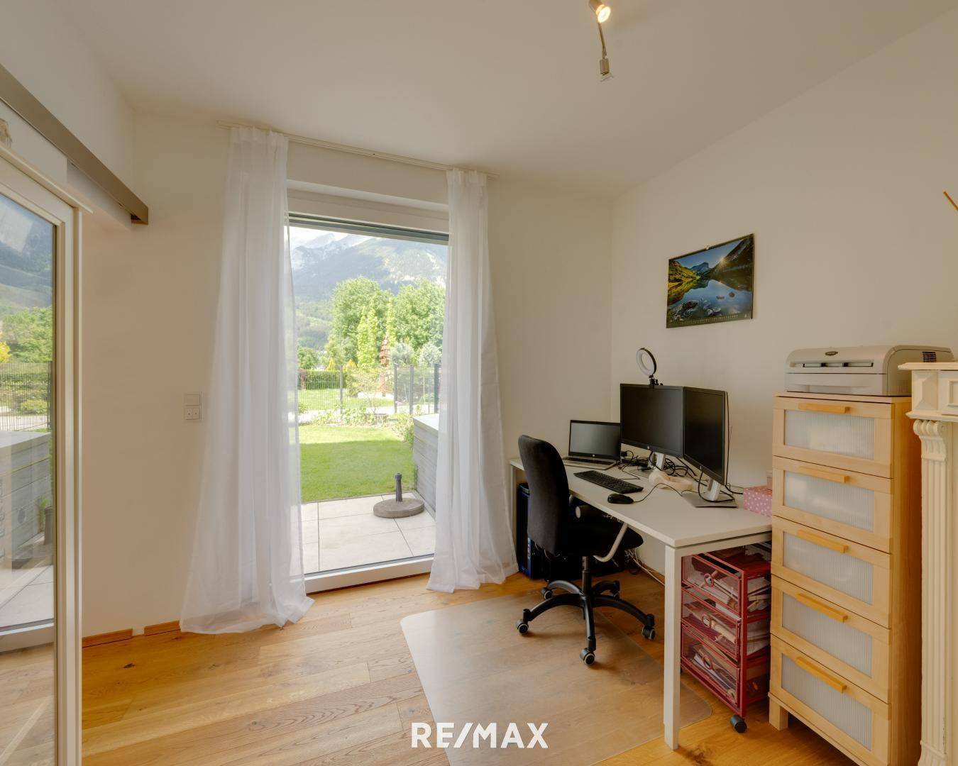 Zimmer-Büro