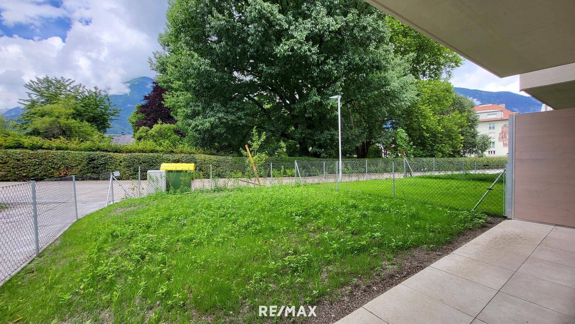 Garten mit Terrasse