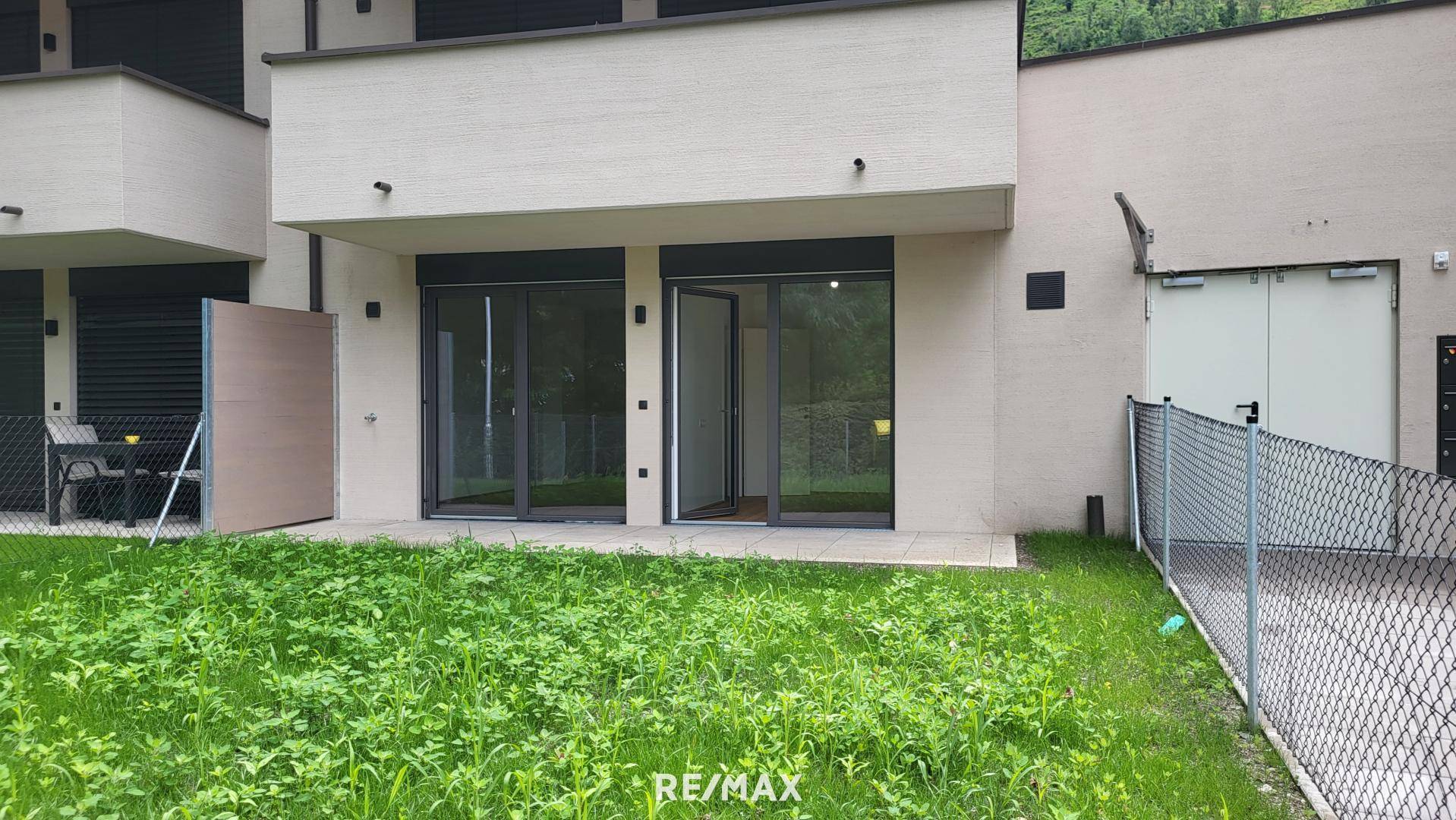 Ansicht Garten mit Terrasse