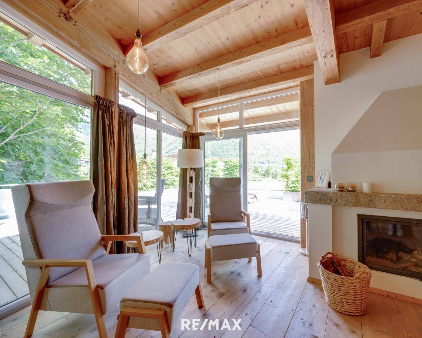 Wellnessoase mit Kamin