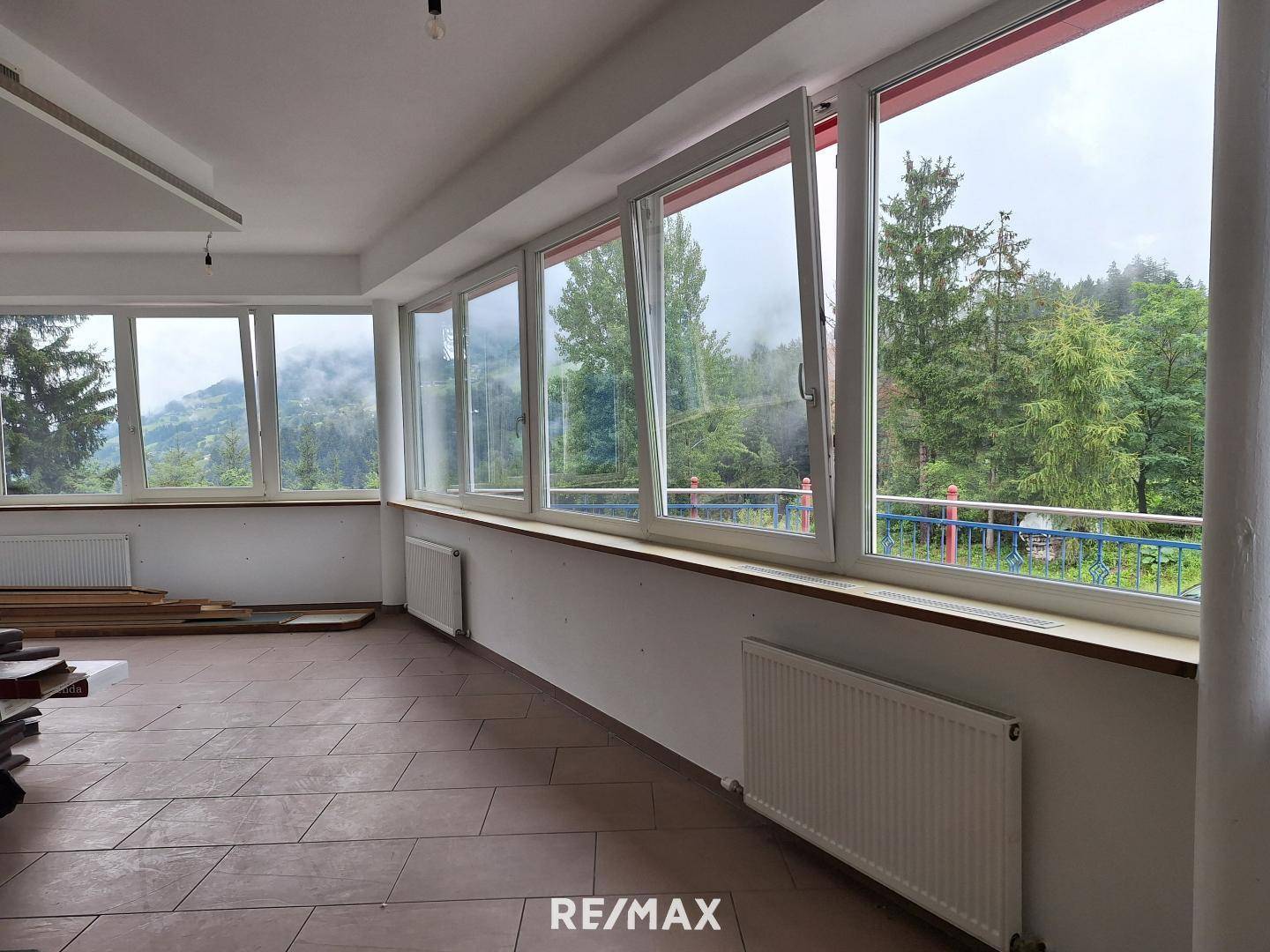 Büro - Geschäftsfläche