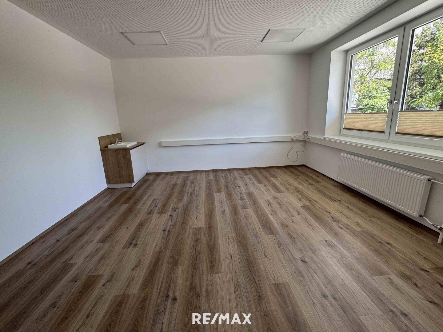 Büro 1