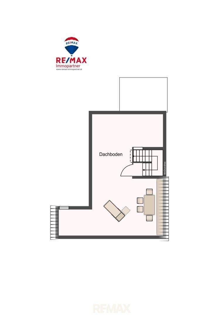 Grundriss des Dachgeschosses mit Dachboden und großer Terrasse.