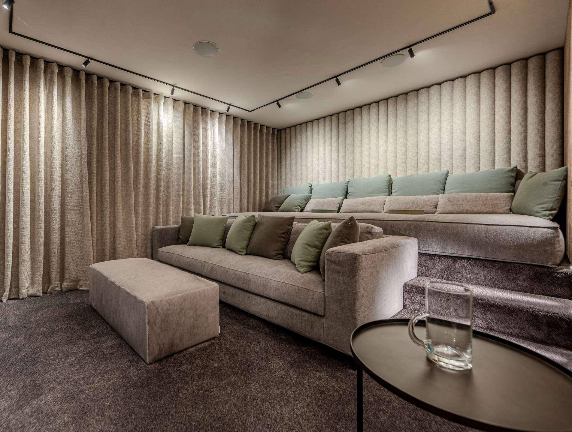 HOMEKINO