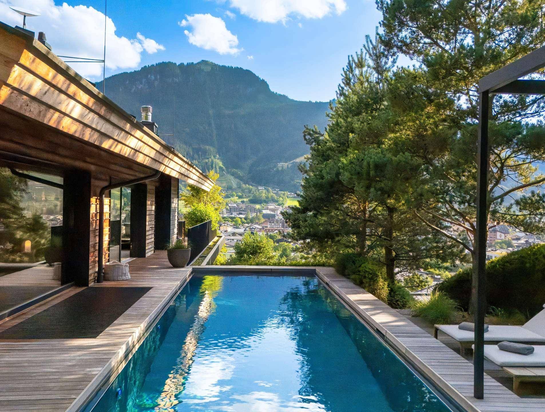 Outdoor Infinity-Pool