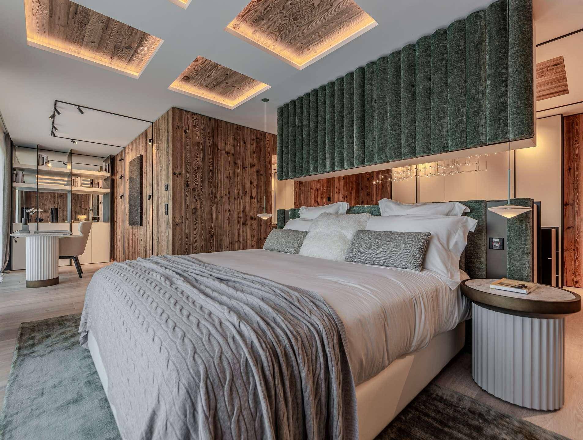 MASTER-SCHLAFZIMMER