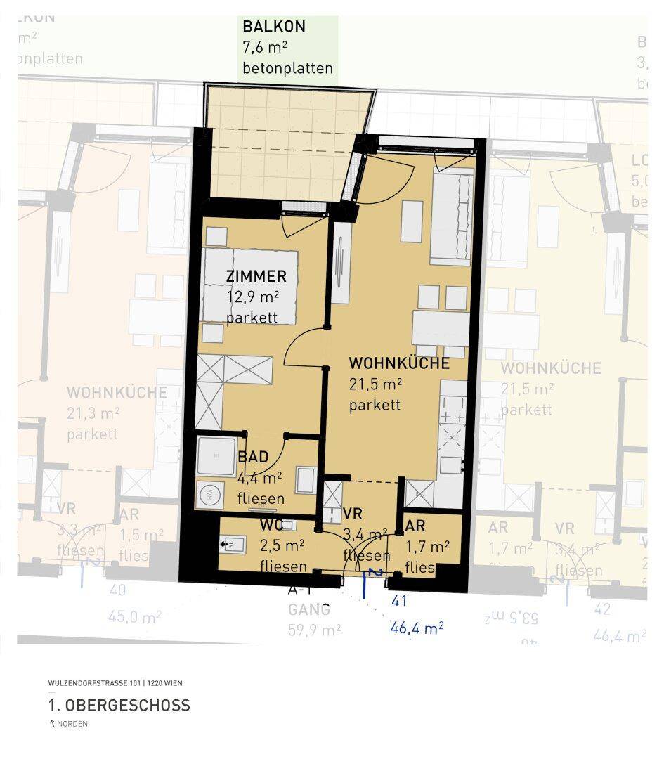 Grundriss einer Wohnung im ersten Obergeschoss mit Balkon und offener Wohnküche.