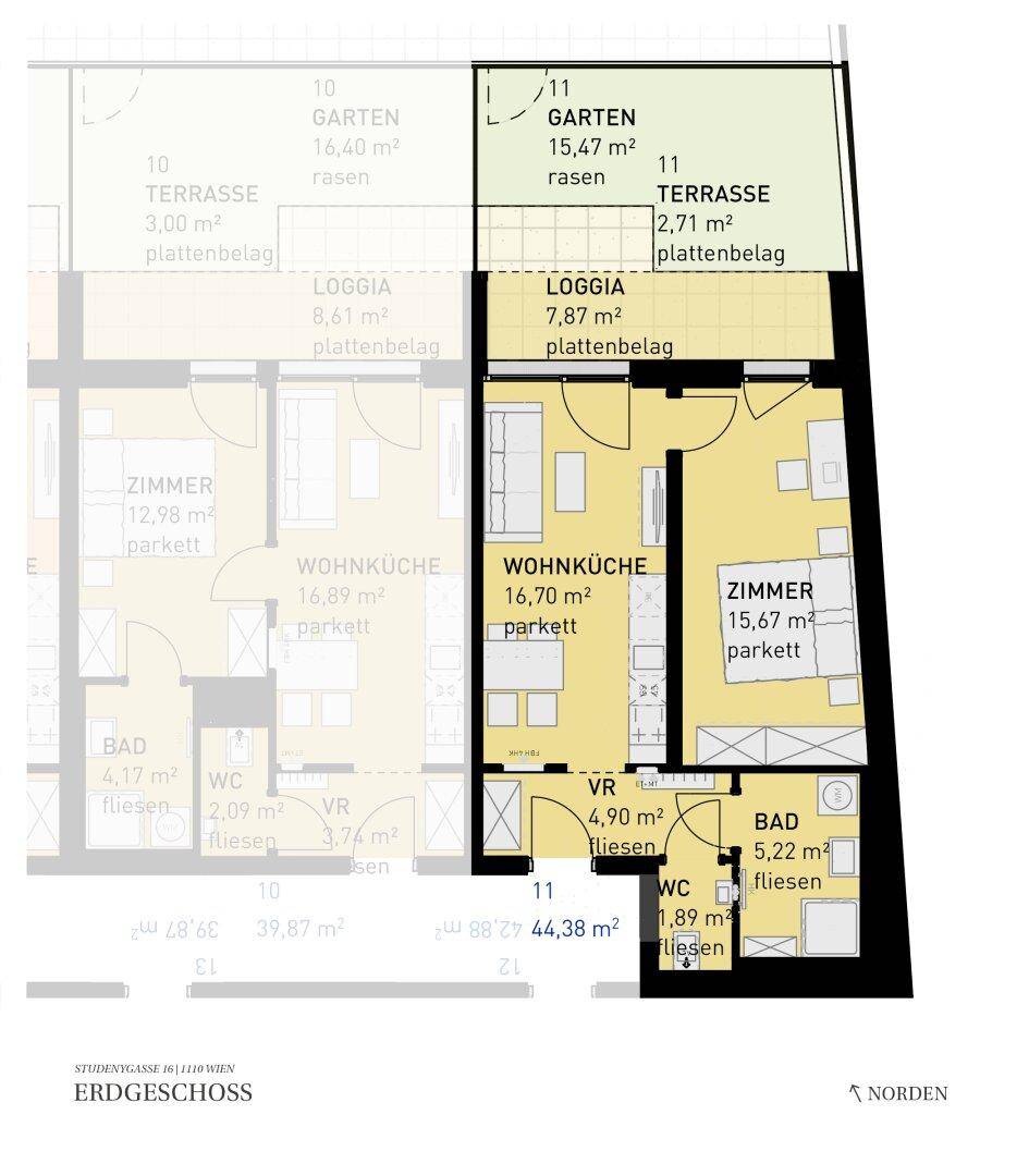 Detaillierter Grundriss einer Erdgeschosswohnung mit offener Wohnküche, Schlafzimmer, Bad, Gäste-WC und Außenbereichen.