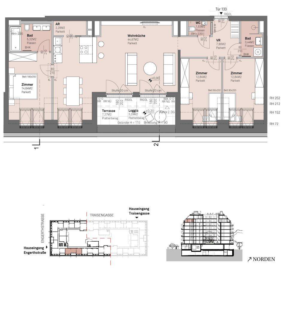 Grundriss einer Wohnung mit offener Wohnküche, drei Schlafzimmern, zwei Bädern, separatem WC, Terrasse und Loggia.