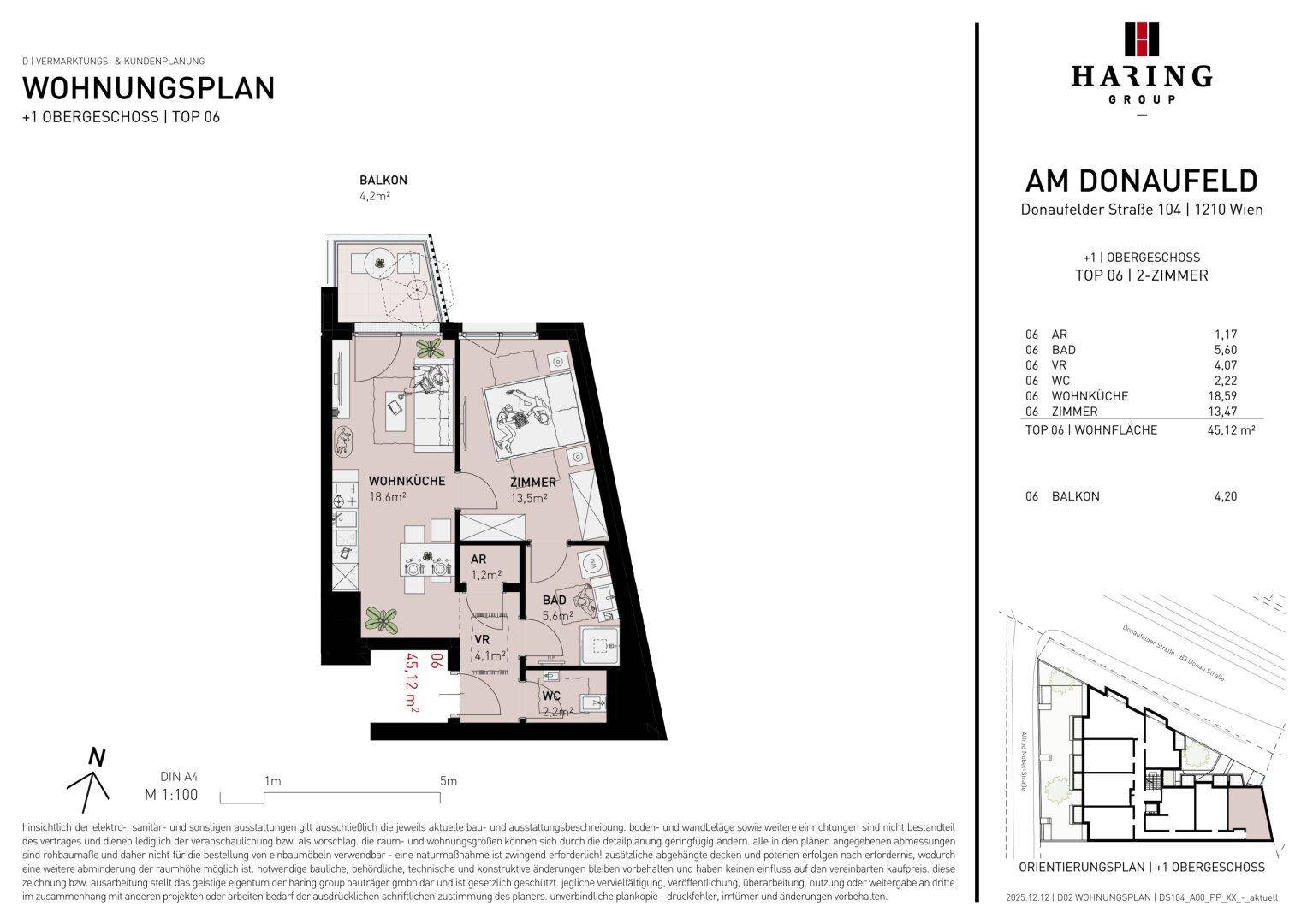 Grundrissplan einer Wohnung mit offenem Wohnbereich, Schlafzimmer, Bad, separatem WC und Balkon.