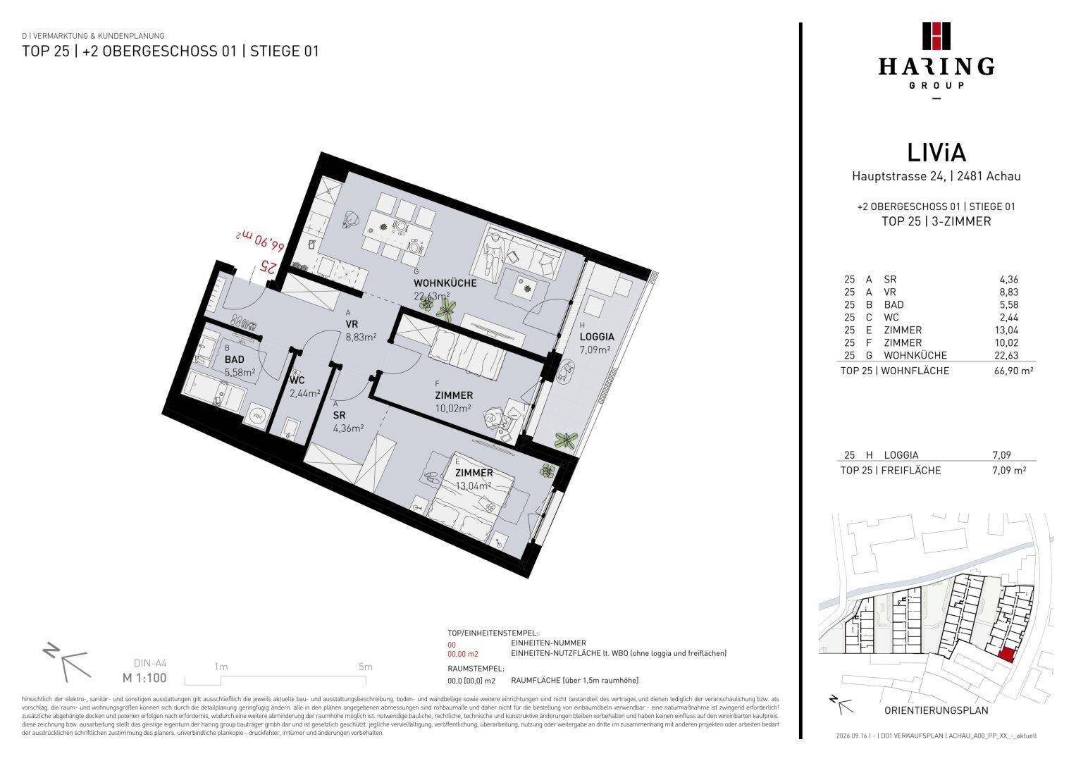 Detaillierter Grundriss einer Wohnung mit Wohnküche, zwei Zimmern, Bad und Loggia.