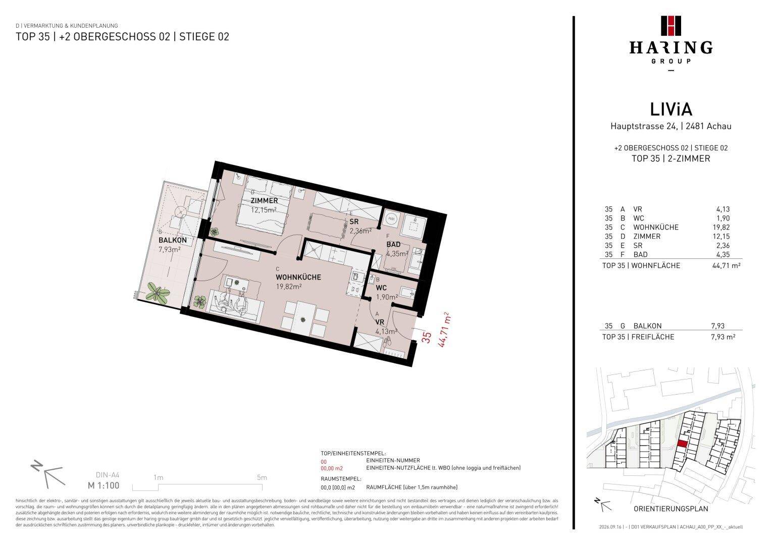 Grundriss der Wohnung TOP 35 im zweiten Obergeschoss mit Balkon und offenem Wohnbereich.