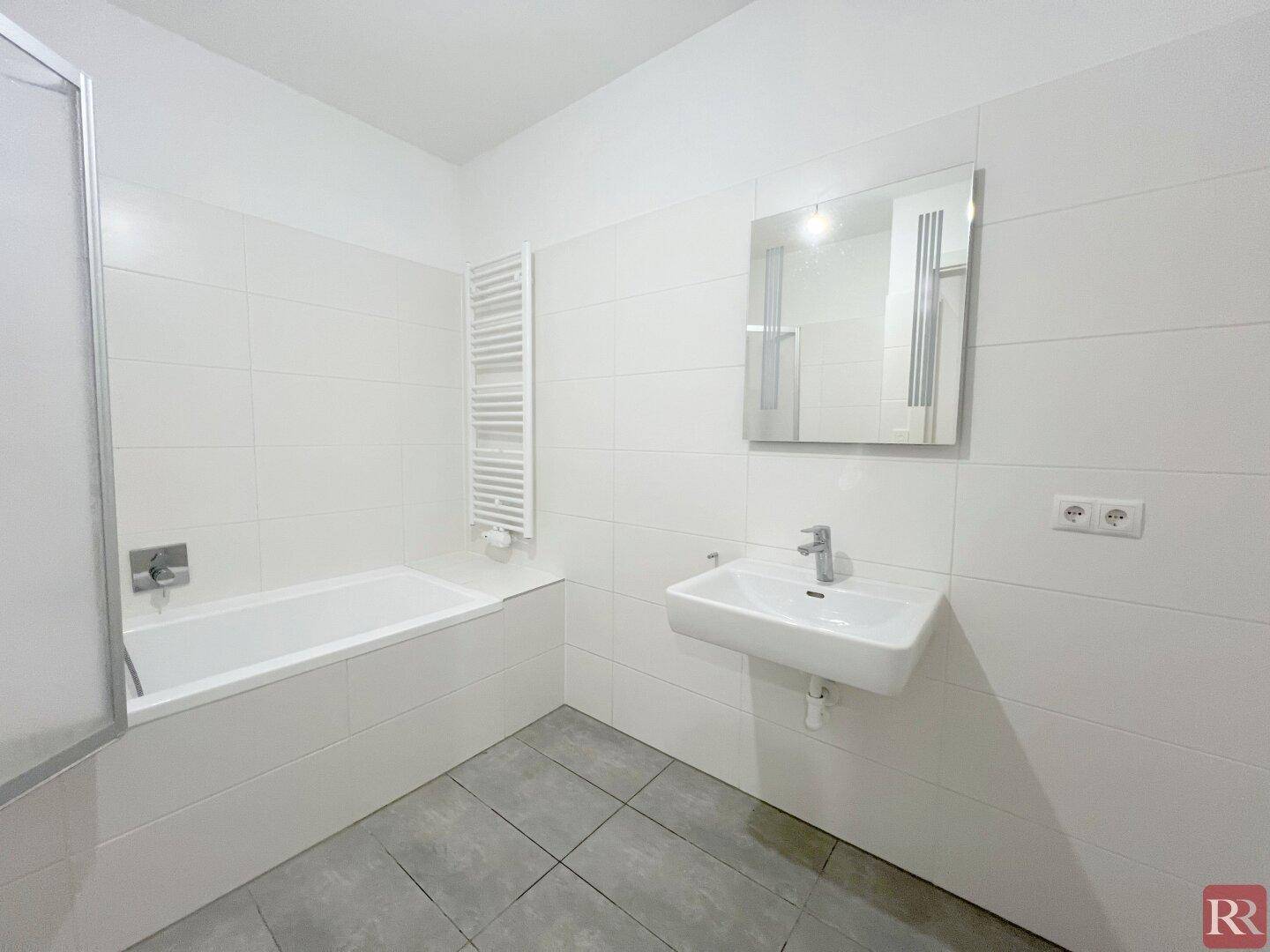 Helle 2-Zimmer-Wohnung mit Balkon und durchdachtem Grundriss - Ansicht 5