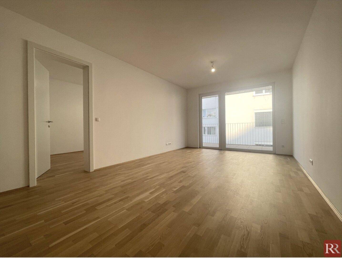 Helle 2-Zimmer-Wohnung mit Balkon und durchdachtem Grundriss - Ansicht 2