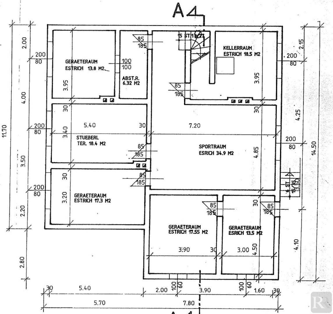 Grundriss des Kellergeschosses mit Abstellräumen, Sportraum und Stüberl.