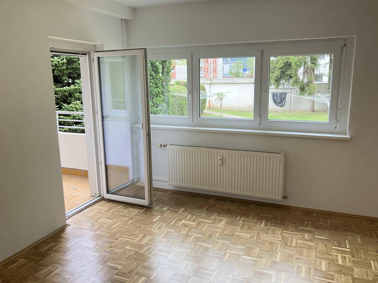 RESERVIERT!Mega! Riesen Familienwohnung zum Top-Preis! - View 5