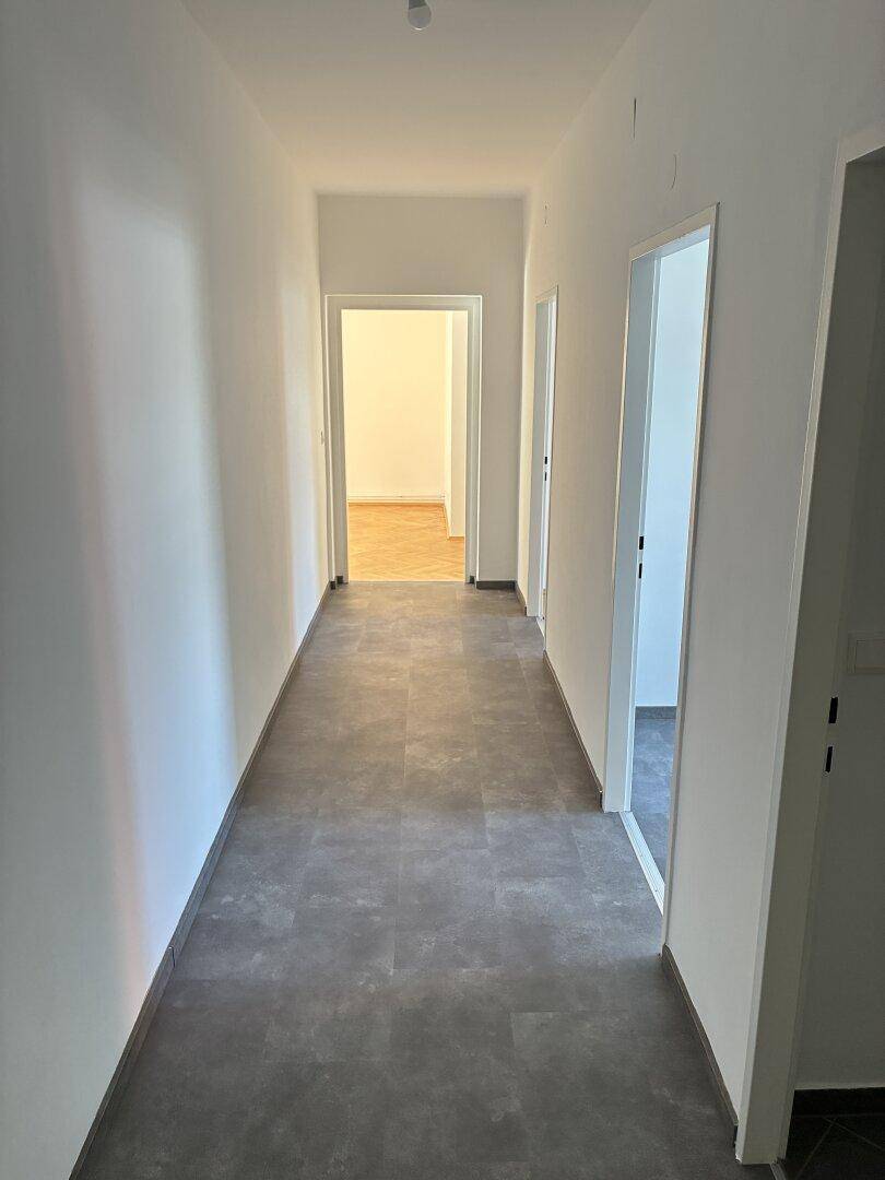 Apartment in Villach, Neue Heimat, Innere Stadt - View 2