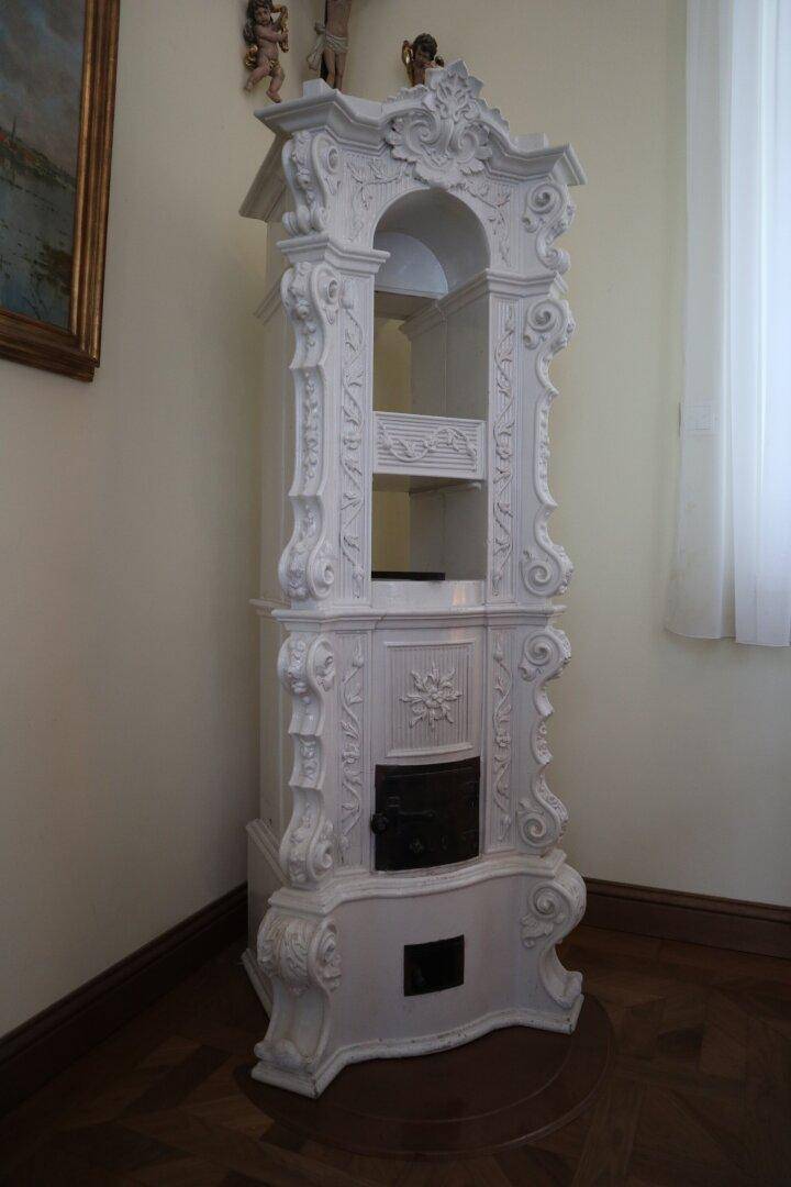 HISTORISCHE SOMMERRESIDENZ AM RANDE DES WIENERWALDS - Więcej