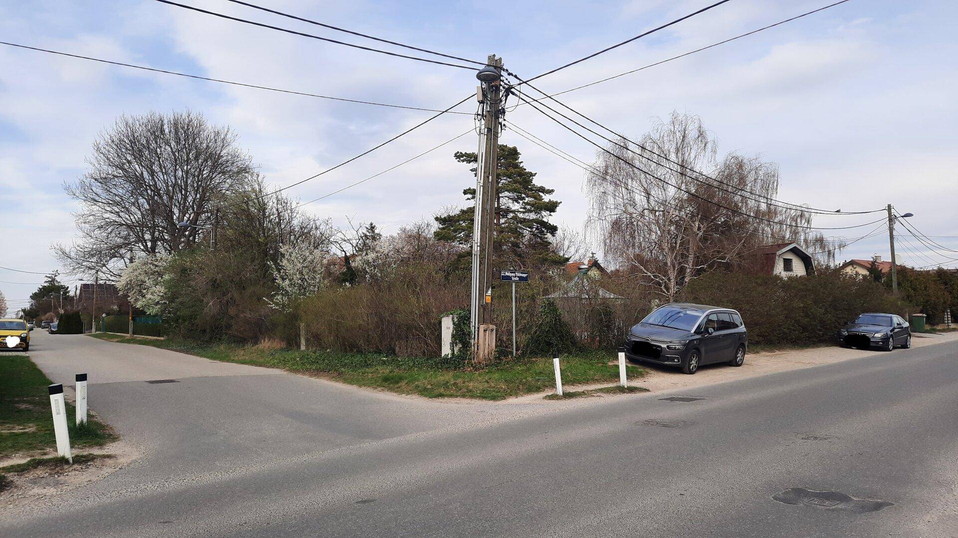 BIETERVERFAHREN ! GRÜNRUHELAGE MIT BAUGENEHMIGUNG UND HOHER FLÄCHENEFFIZIENZ – další