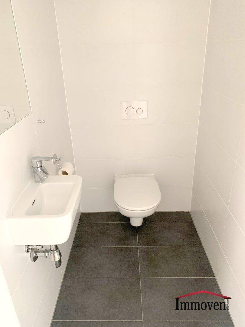 Traumhafte helle 2-Zimmerwohnung mit Loggia und kleinem Garten! (Mietbeginn 01.09.2026) - Ansicht 6