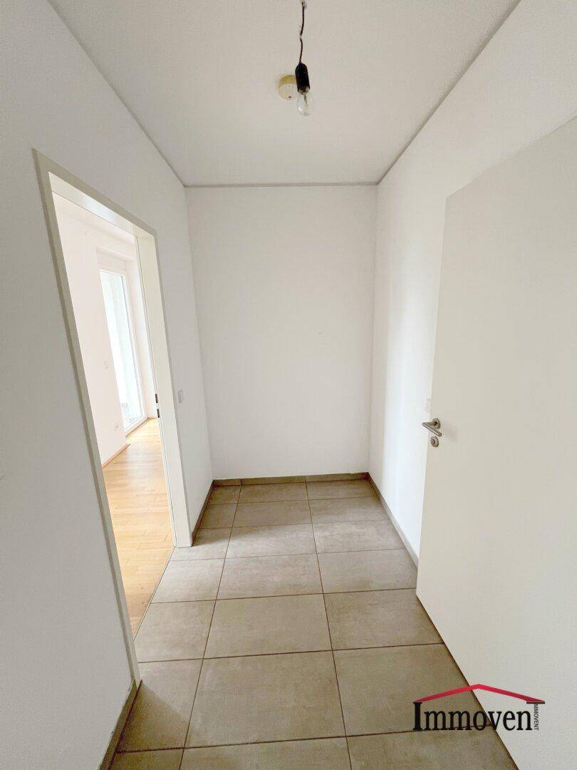 Kleine Neubauwohnung mit Loggia nahe der FH Joanneum! - Widok 4