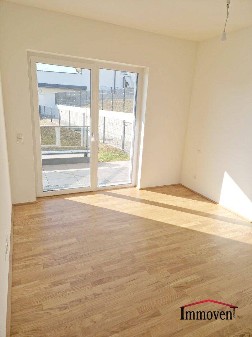 Erstbezug und Ruhelage in Mariatrost: moderne 4-Zimmerwohnung mit Terrasse, mit Garten und 2 Tiefgaragenplätze - Widok 6