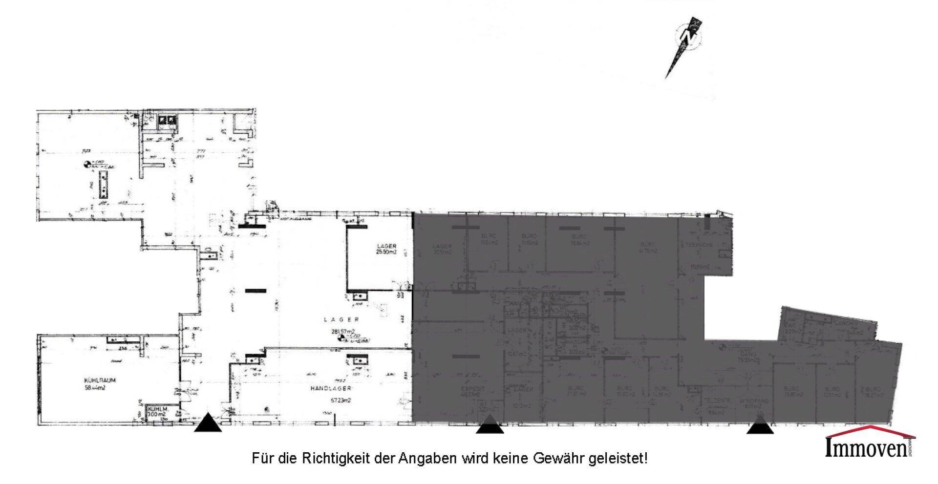 Übersichtlicher Grundrissplan des Gebäudes mit markierten Bereichen und Hinweisen.